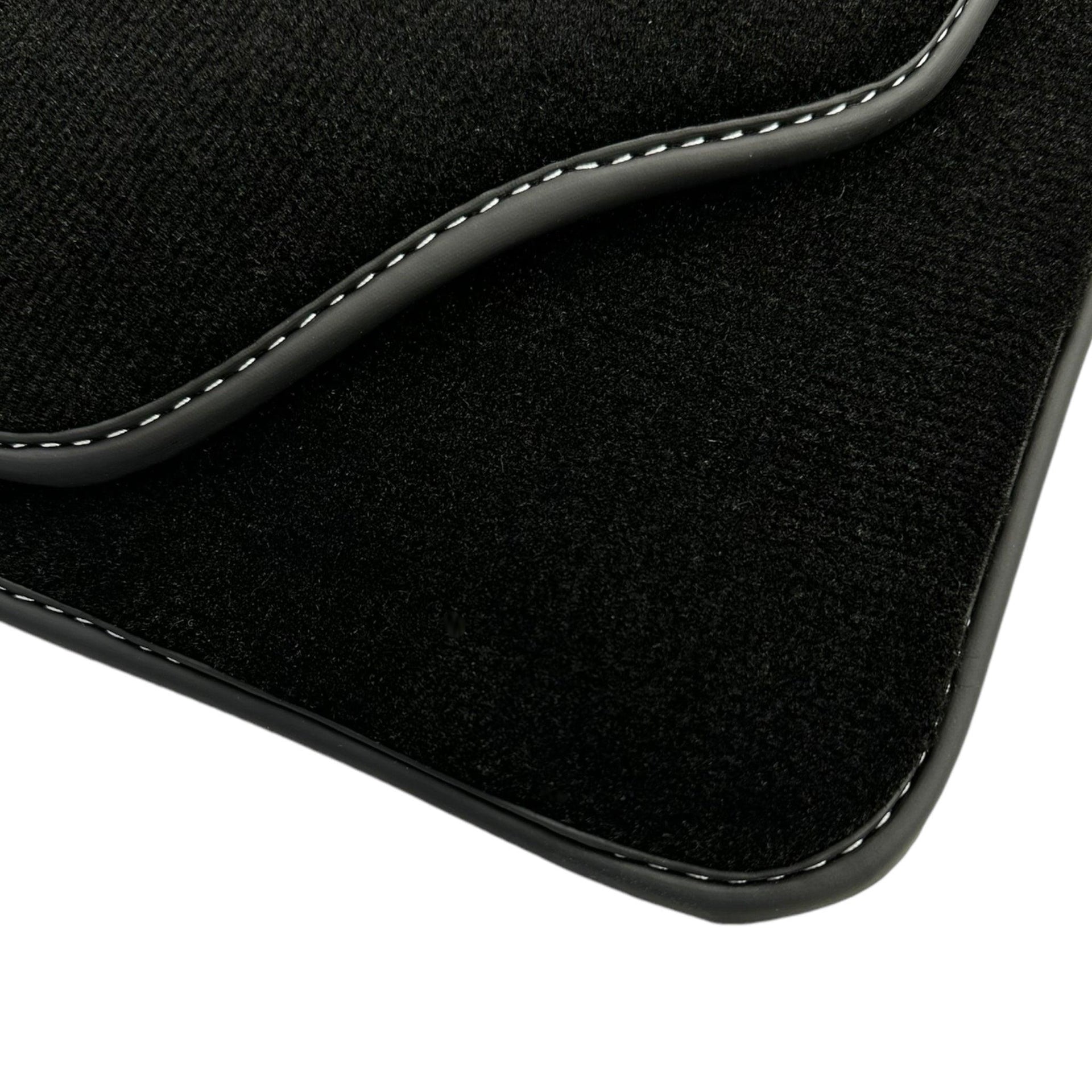 Black Floor Mats For Kia Sportage (1994-2002) - AutoWin