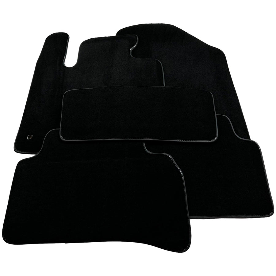 Black Floor Mats for Kia Sportage (2016-2018) - AutoWin