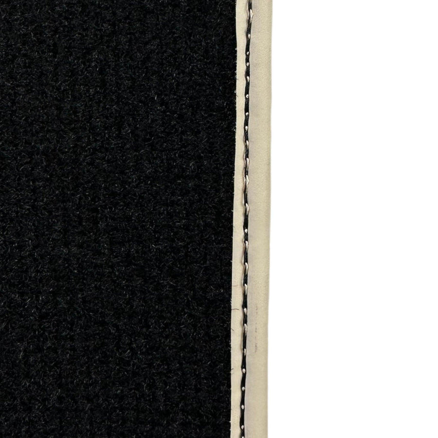Black Floor Mats For Kia Sportage (2021) ER56 Design - AutoWin
