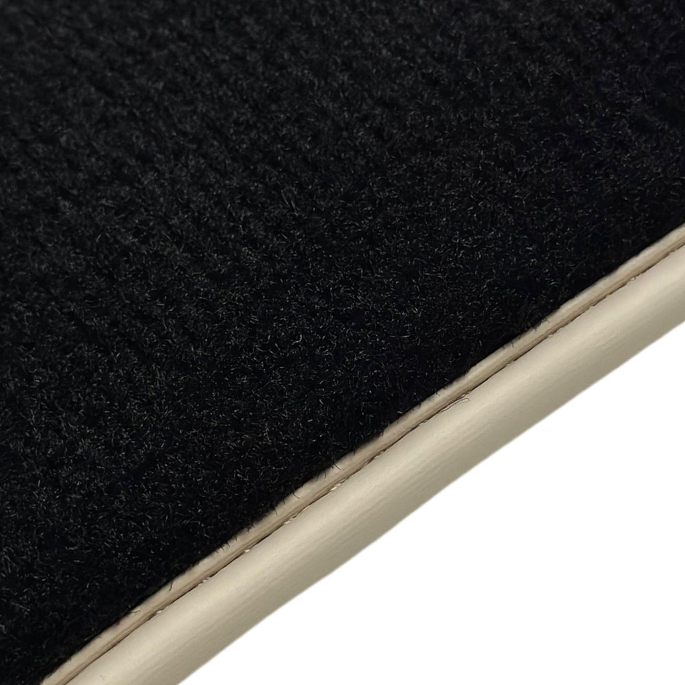 Black Floor Mats for Nissan Patrol (1988-1998) | Beige Trim - AutoWin