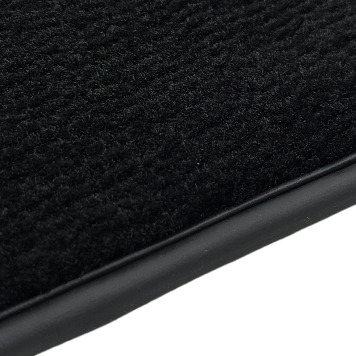 Black Floor Mats for Porsche Macan GTS (2014-2023) - AutoWin