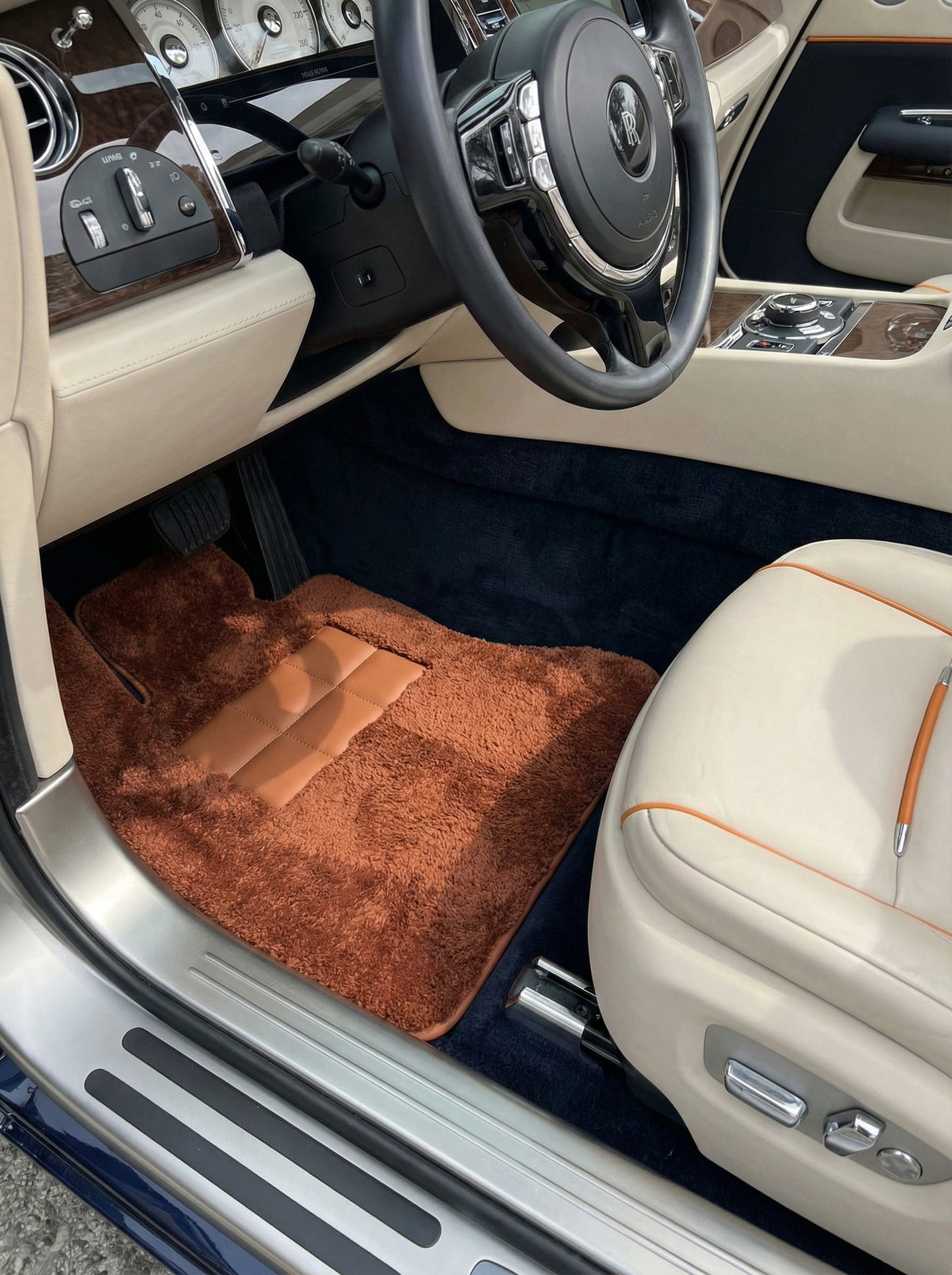 Brown Sheepskin Floor Mats For Rolls Royce Dawn Rr6 2016-2023 Er56 Design Brand