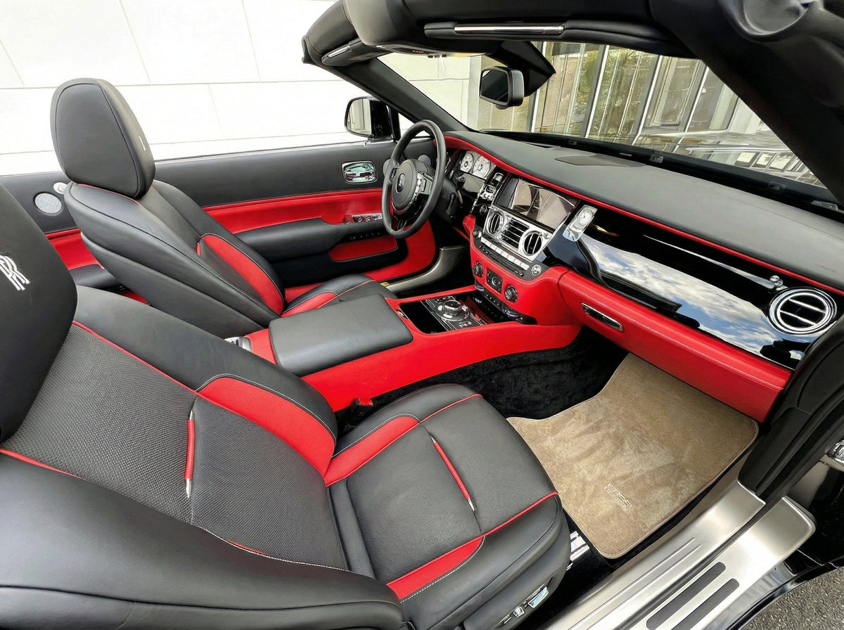 Interior look of floor mats for Floor Mats For Rolls Royce Dawn Rr6 2016-2023 Beige ER56 Design