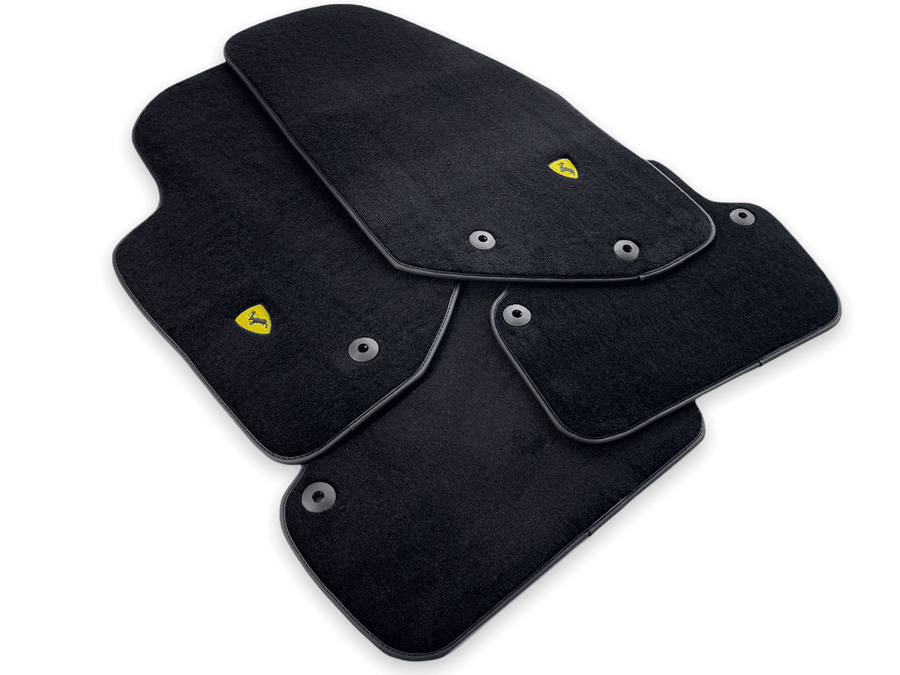 Floor Mats For Volvo V40 (2018-2024) - AutoWin