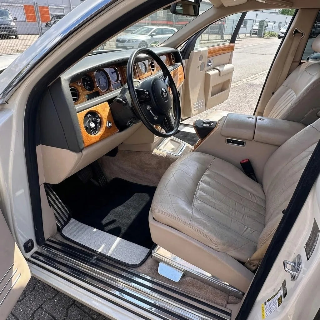 Interior look of floor mats for Rolls Royce Phantom VIII 2017-2024