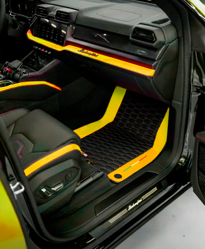 Tapis de voiture noirs pour Lamborghini Urus avec cuir jaune
