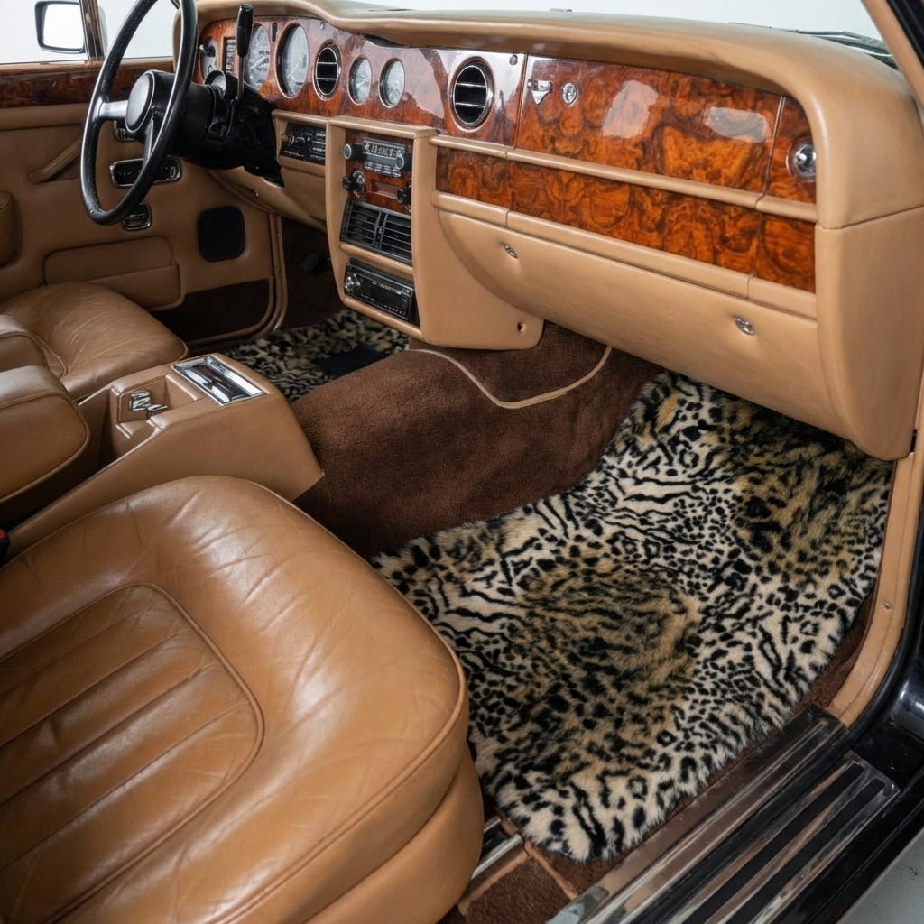 Interior look of floor mats for Rolls-Royce Wraith (2013–2023)