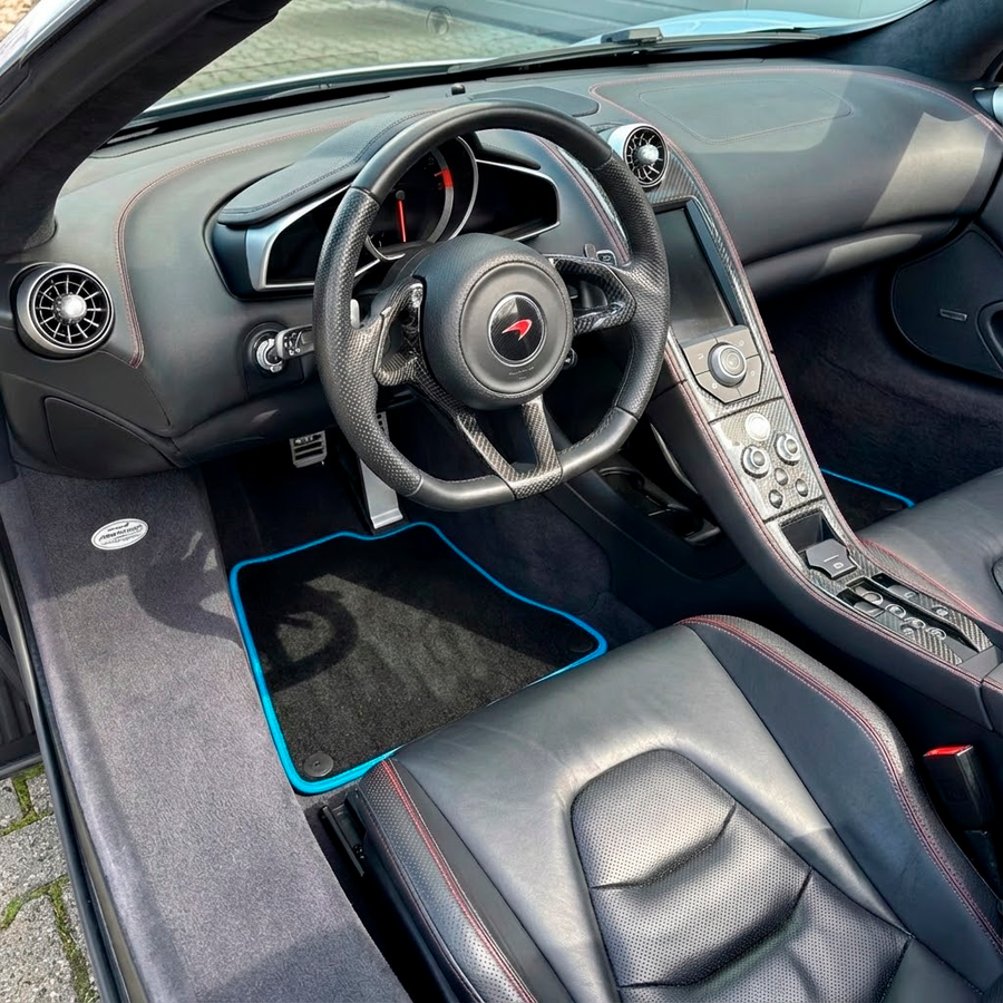Tappetini per auto neri per McLaren MP4-12C (2011–2014) con