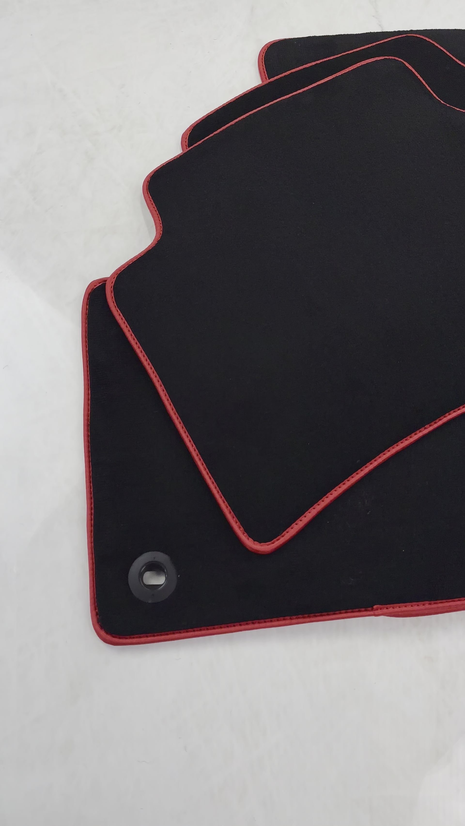 Tapis de voiture noirs pour Toyota Prius (2016-2021) - AutoWin