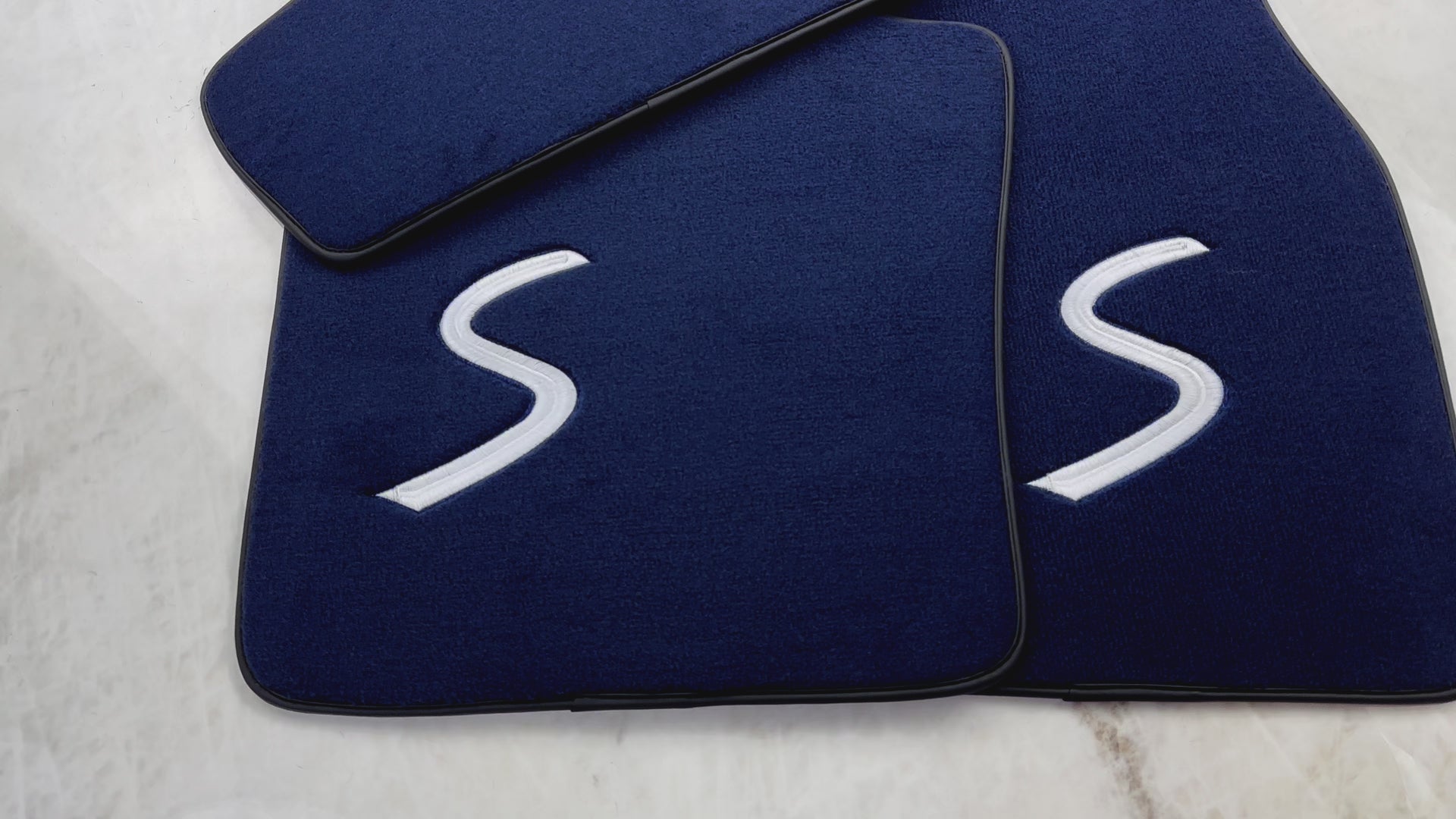 Tapis de voiture bleu foncé pour Mini Cooper / One F55 5 Portes (2015-2023) - AutoWin