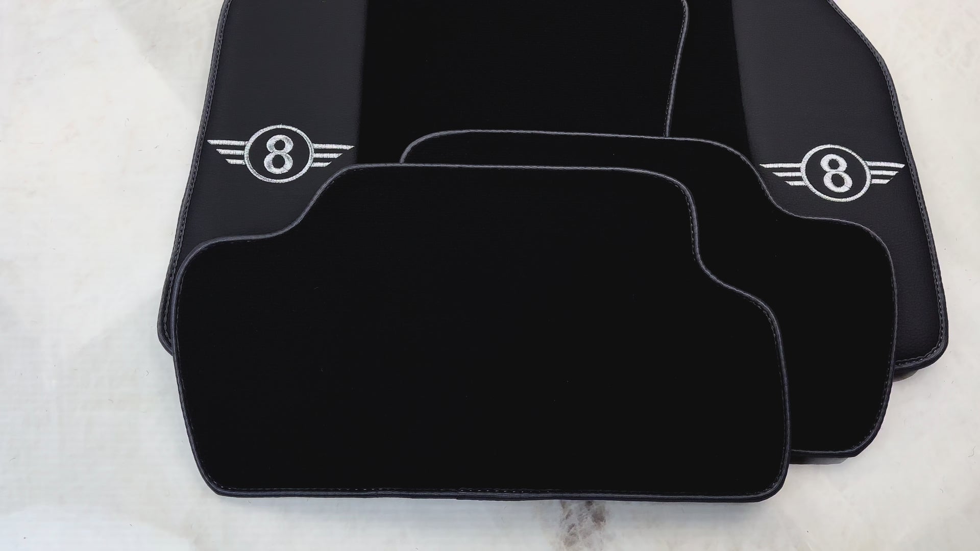 Tappetini neri per auto per Mini Countryman R60 (2010-2017) con rifinitura grigia - AutoWin