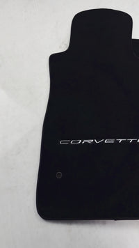 Schwarze Fußmatten für Chevrolet Corvette C6 (2005–2013).