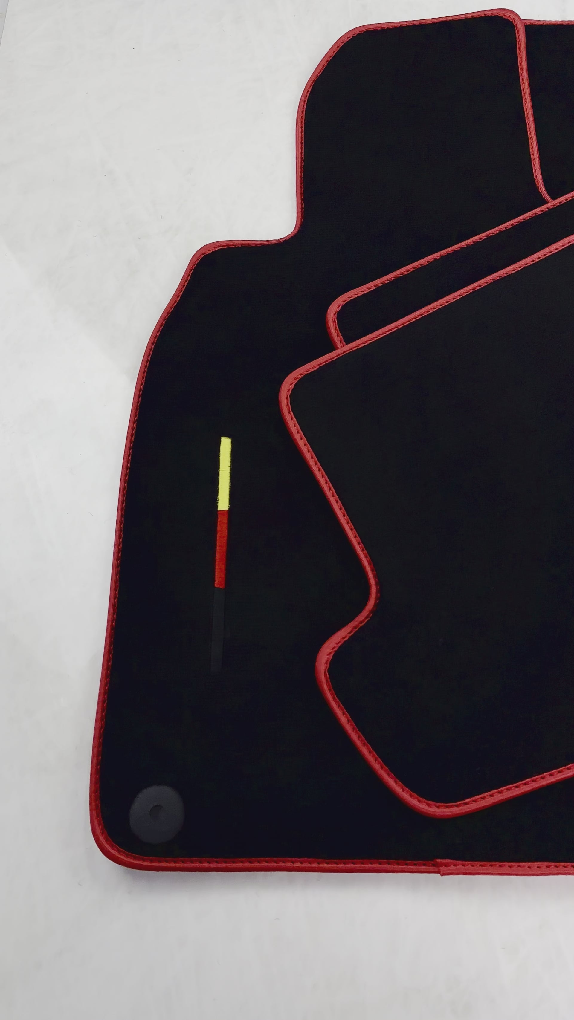Tapis de voiture noirs pour Porsche 991 (2012-2019) avec bord rouge - AutoWin