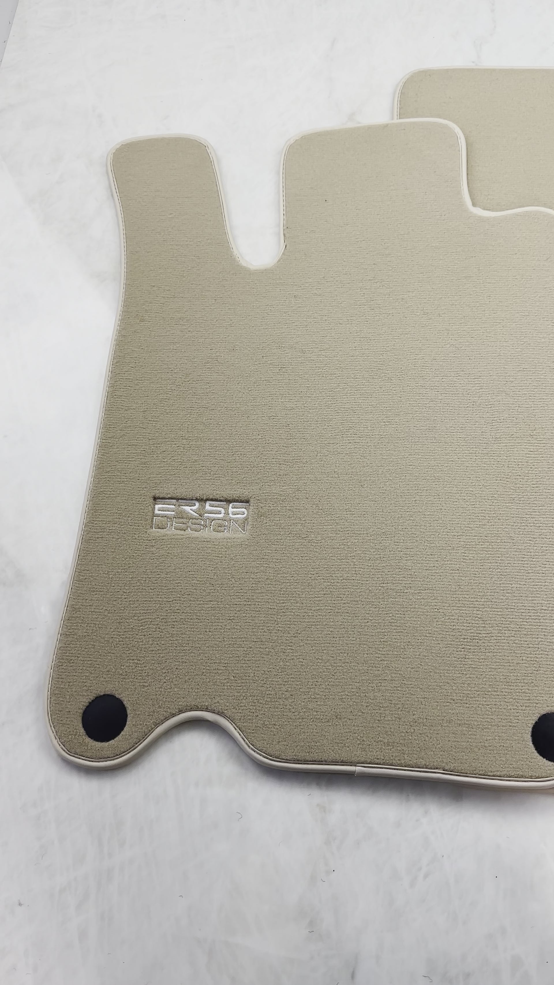 Tapis de voiture beige pour Mercedes-Benz SL-Class R230 (2001-2009) - AutoWin