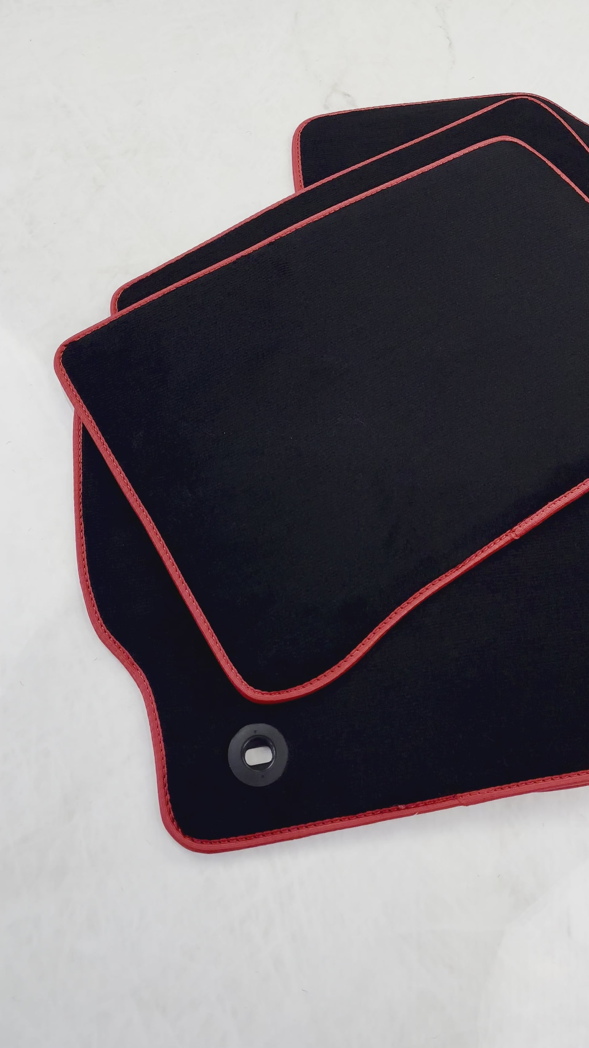 Tapis de voiture noirs pour Toyota Prius (2012-2016) - AutoWin