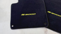 Alfombrillas para Honda S2000 (1999–2004) negras a medida con logo S2000 amarillo
