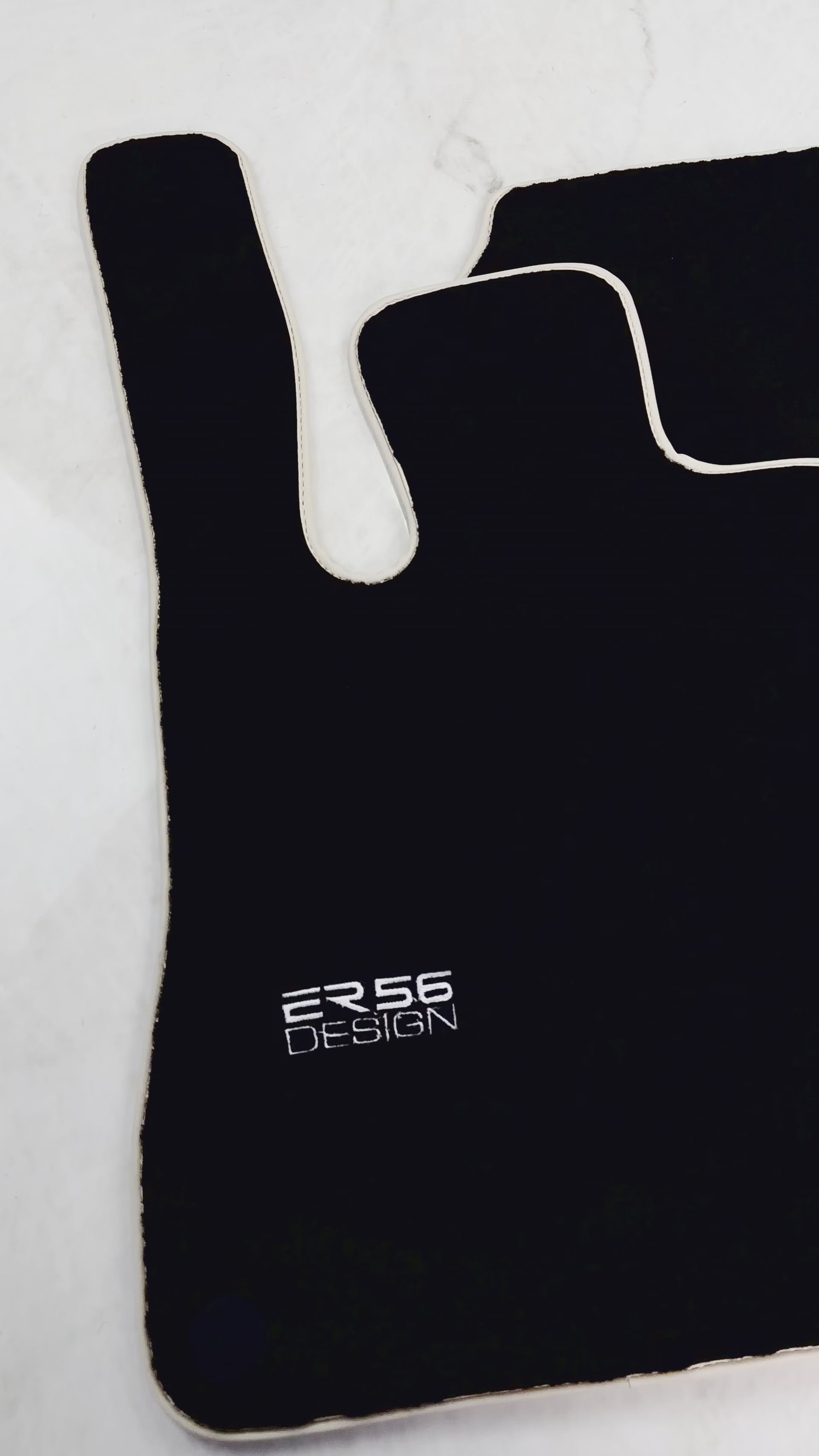 Schwarze Fußmatten für Mercedes-Benz SL-Klasse R231 (2012–2022) ER56 Design - ER56 Design