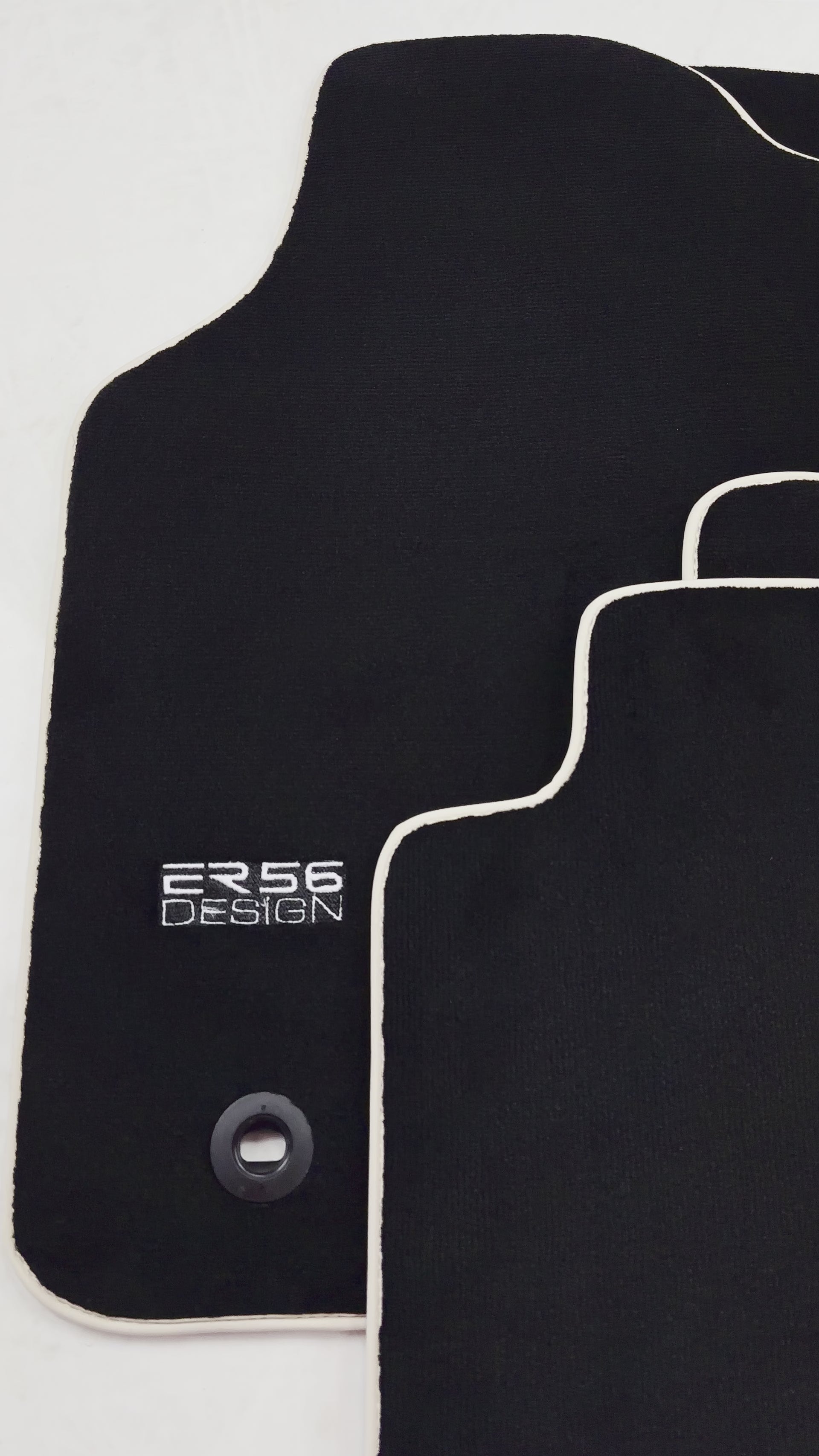 Schwarze Fußmatten für Toyota Hilux (2005–2015), ER56-Design - ER56 Design