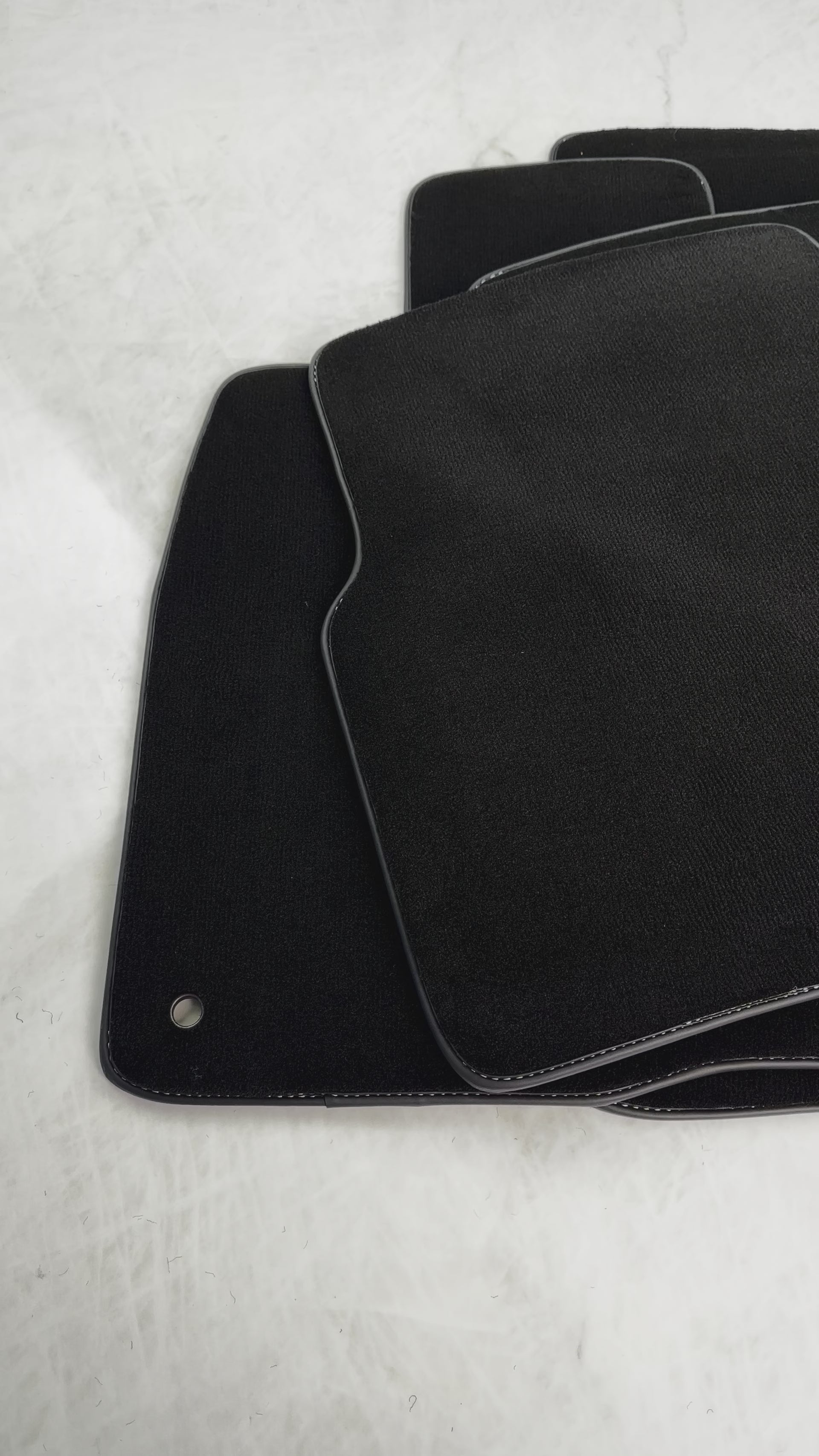 Alfombrillas negras para coche para Honda Civic X 5D (2017-Presente) - AutoWin