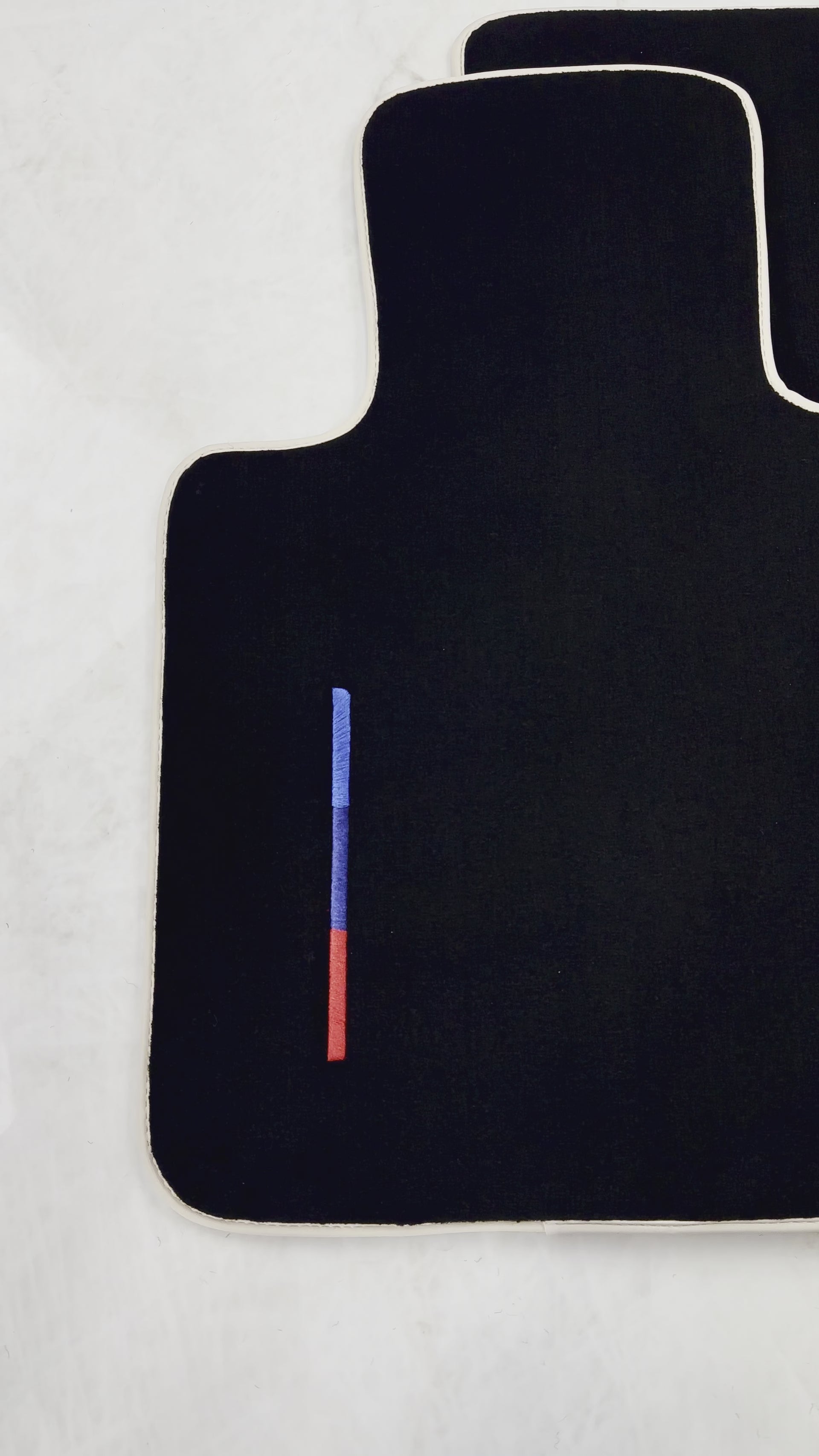 Schwarze Fußmatten für BMW Z4 Serie E89 mit Farbstreifen und beiger Einfassung. Maßgeschneidertes Set, perfekte Passform | Verschiedene Einfassungsfarben - AutoWin