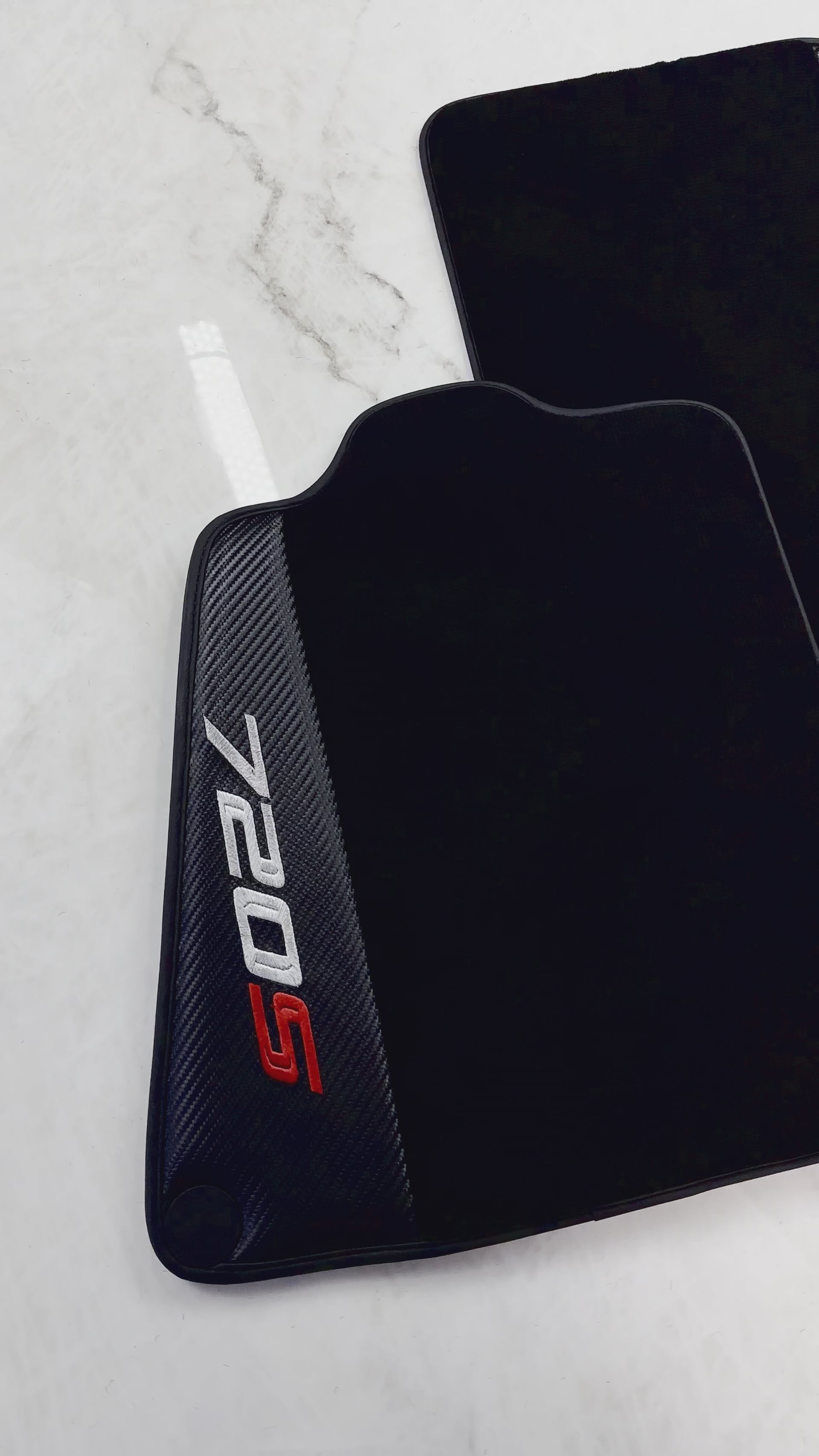 Black Floor Mats For McLaren 720S (2017-2021) with Carbon Leather - AutoWin