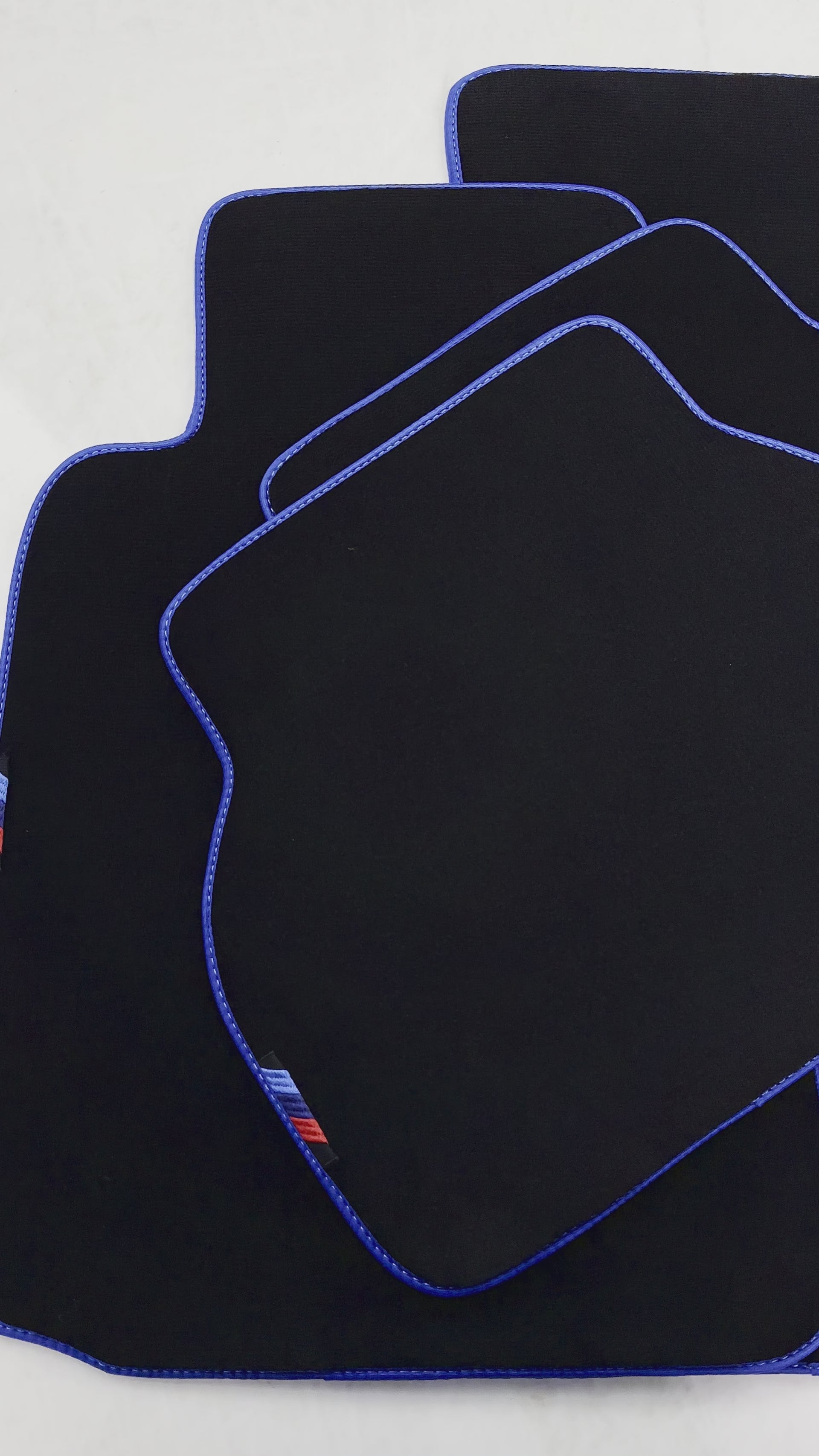 Schwarze Fußmatten für BMW M5 E39 mit M-Paket - AutoWin