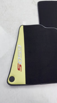 Schwarze Fußmatten für McLaren 650S, schwarz, maßgeschneidert mit gelbem Leder