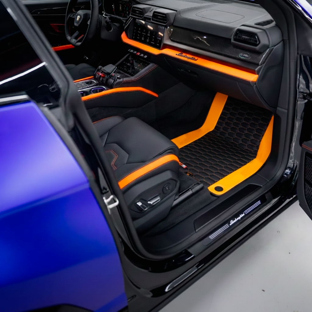 Tappetini per auto Lamborghini Urus in moquette nera su misura - AutoWin.EU