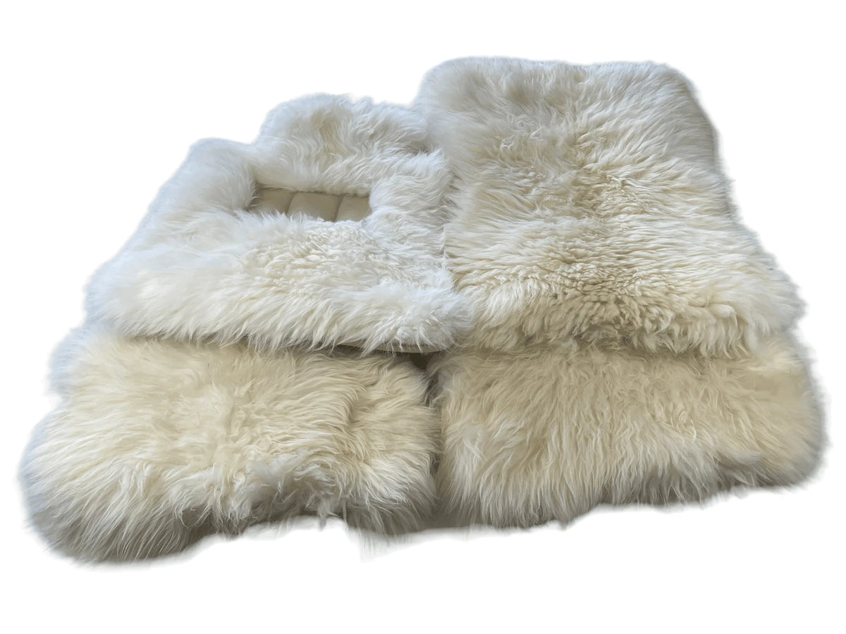 White Sheepskin Floor Mats For Rolls Royce Phantom VIII (2017-2024) ER56 Design Brand - AutoWin