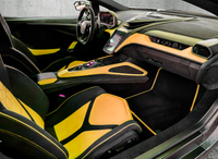 Tappetini per auto neri personalizzabili per Lamborghini Urus con bordo giallo