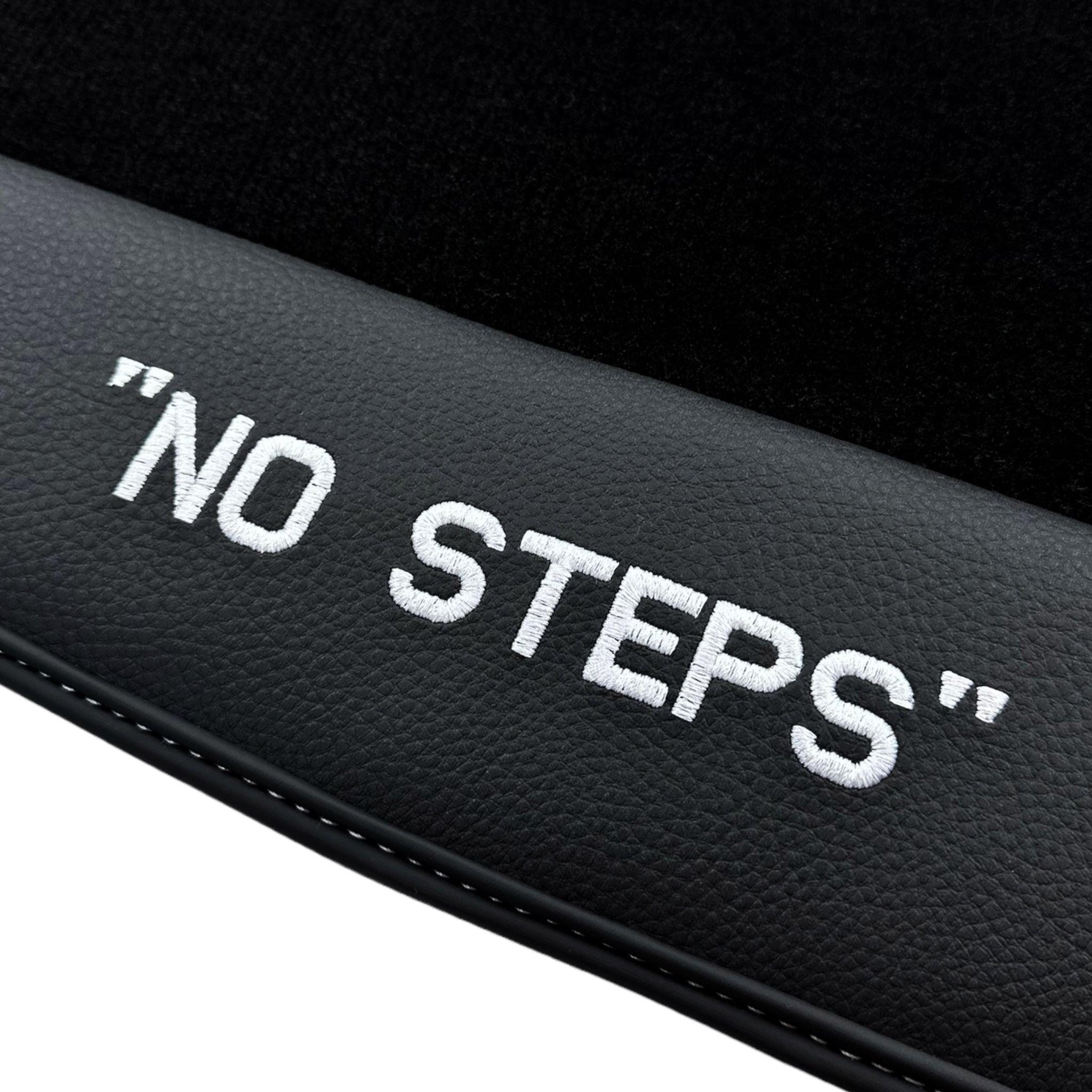 Black Floor Mats for Audi A4 - B5 Facelift Avant (1999-2001) | No Steps - AutoWin