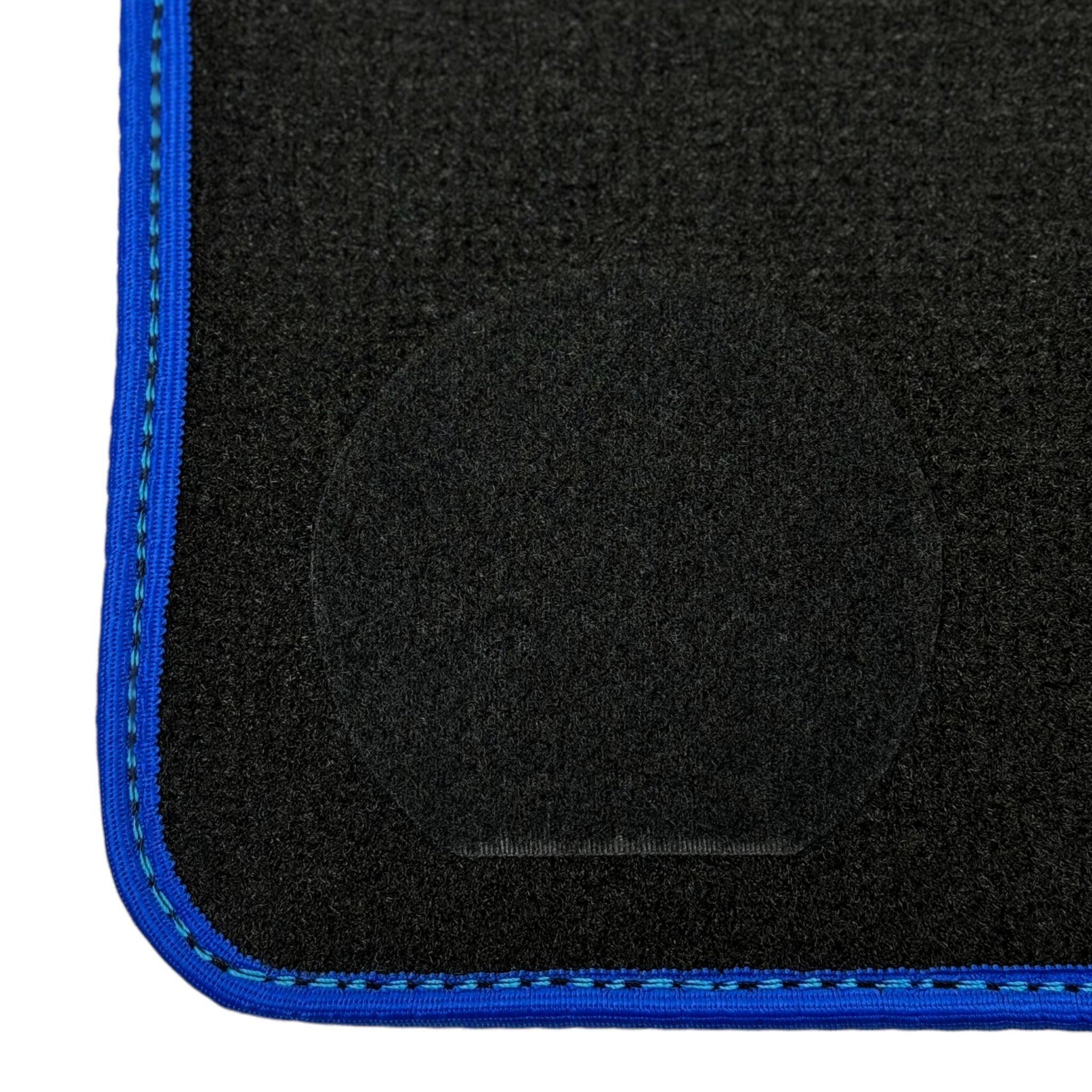 Black Floor Mats For BMW 3 Series E90 | Blue Trim - AutoWin