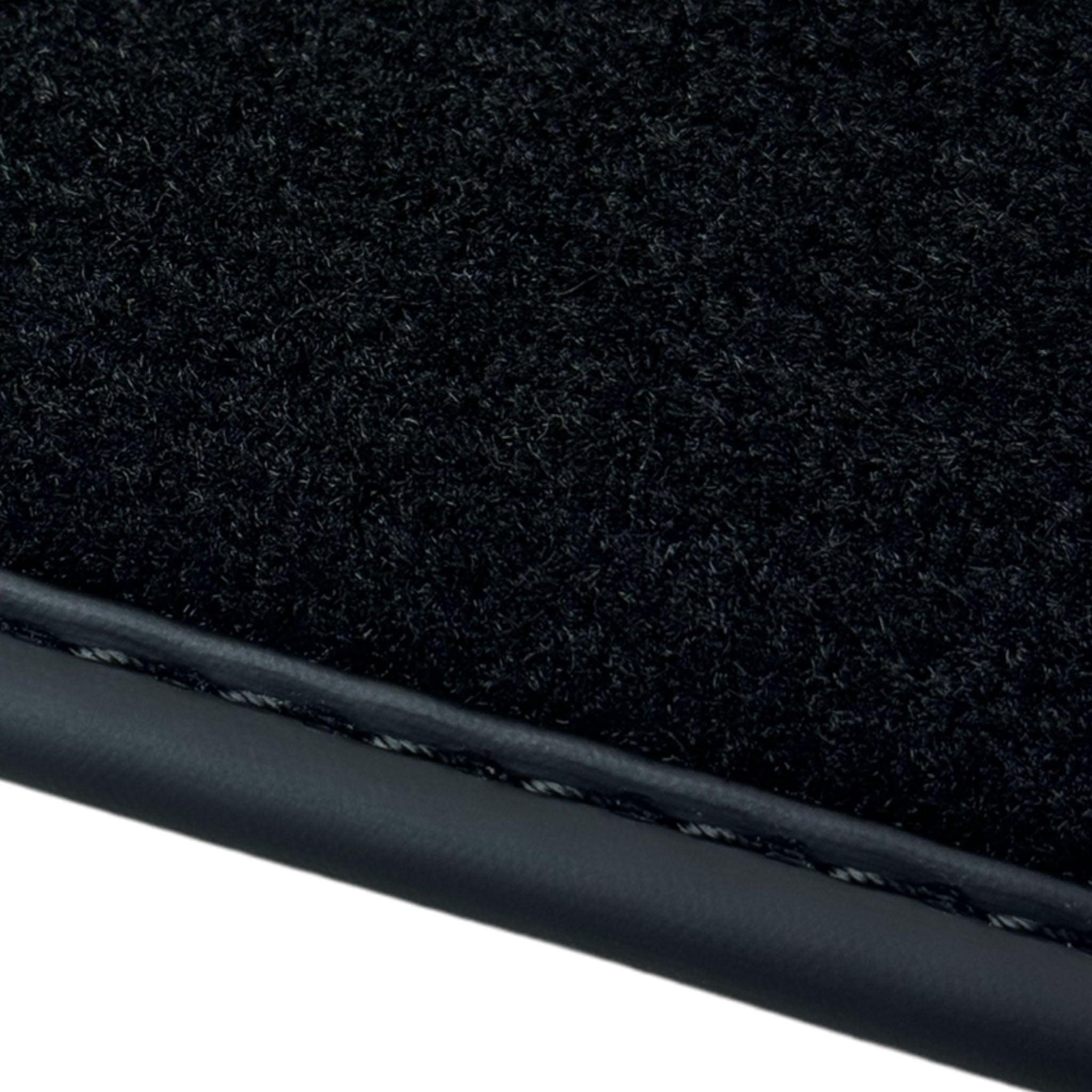 Black Floor Mats For BMW 5 Series F07 Gt | Black Trim - AutoWin