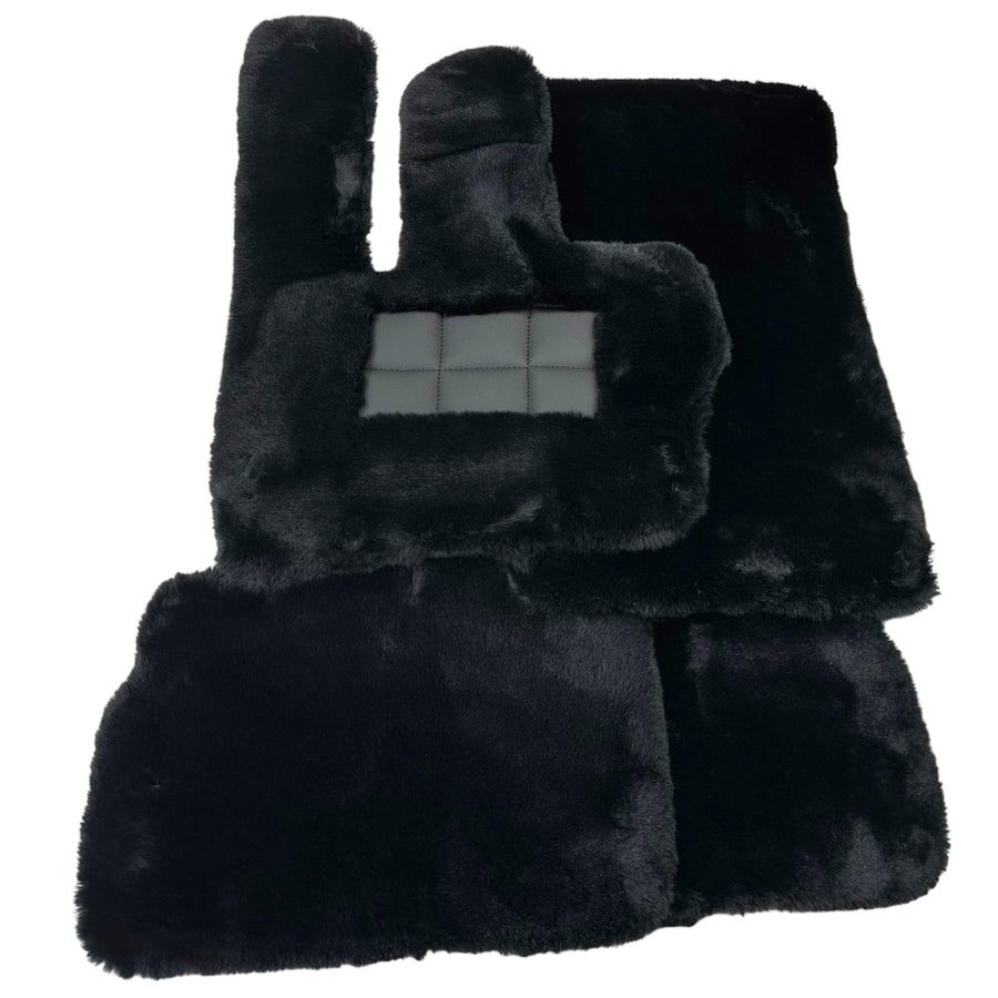 Black Sheepskin Floor Mats For Mercedes Benz C-Class CL203 Coupe (2000-2008) | ER56 Design - AutoWin