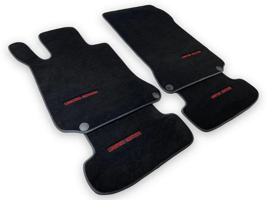 Black Sheepskin Floor Mats For Mercedes Benz S-Class W126 (1979-1991) | ER56 Design - AutoWin