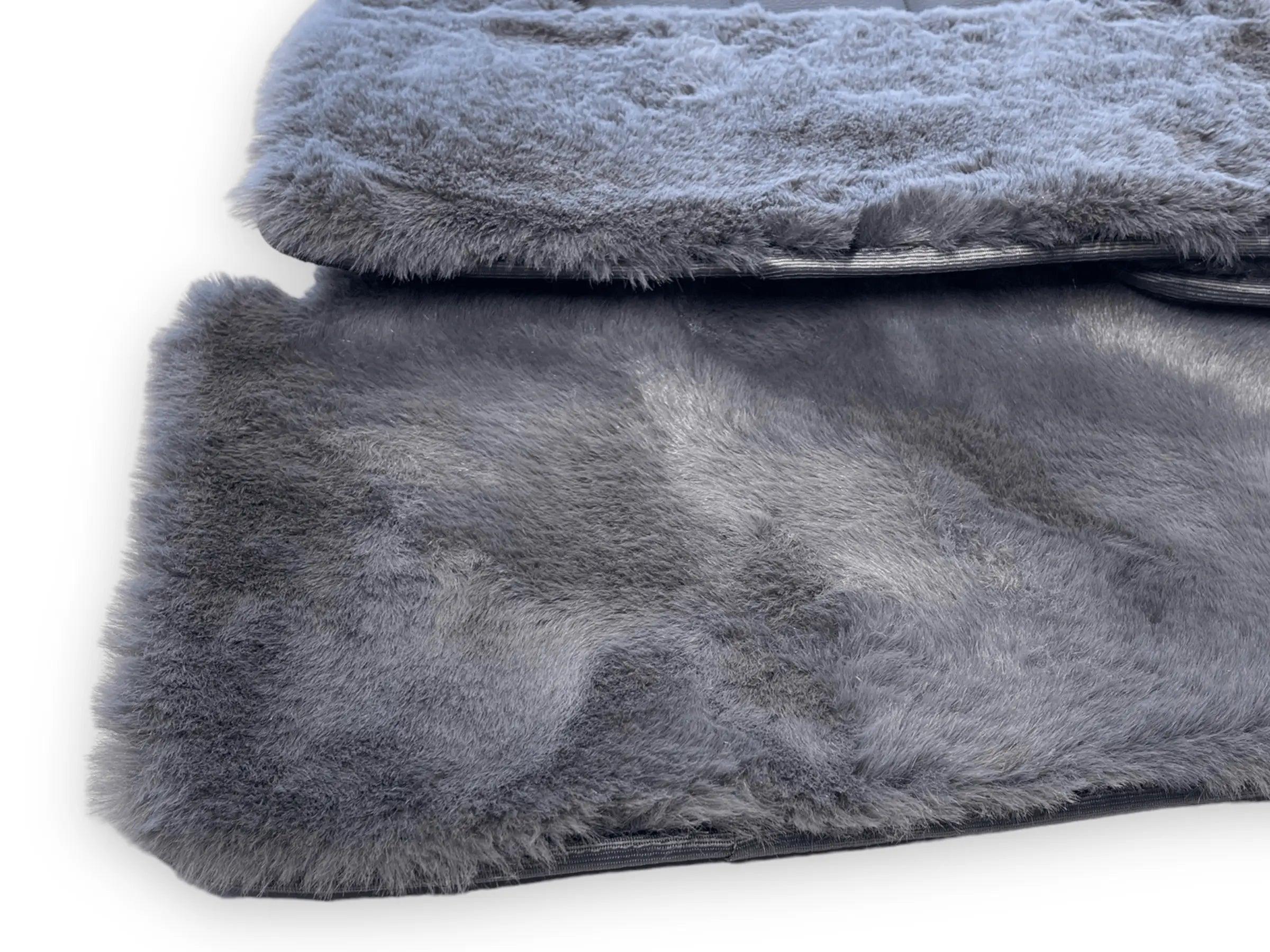 Dark Gray Sheepskin Floor Mats For Bentley Mulsanne (2010-2020) Design Brand - AutoWin
