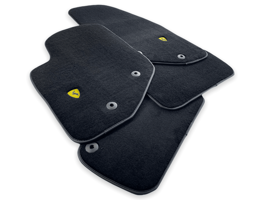 Floor Mats For Volvo 940 (1991-1998) - AutoWin