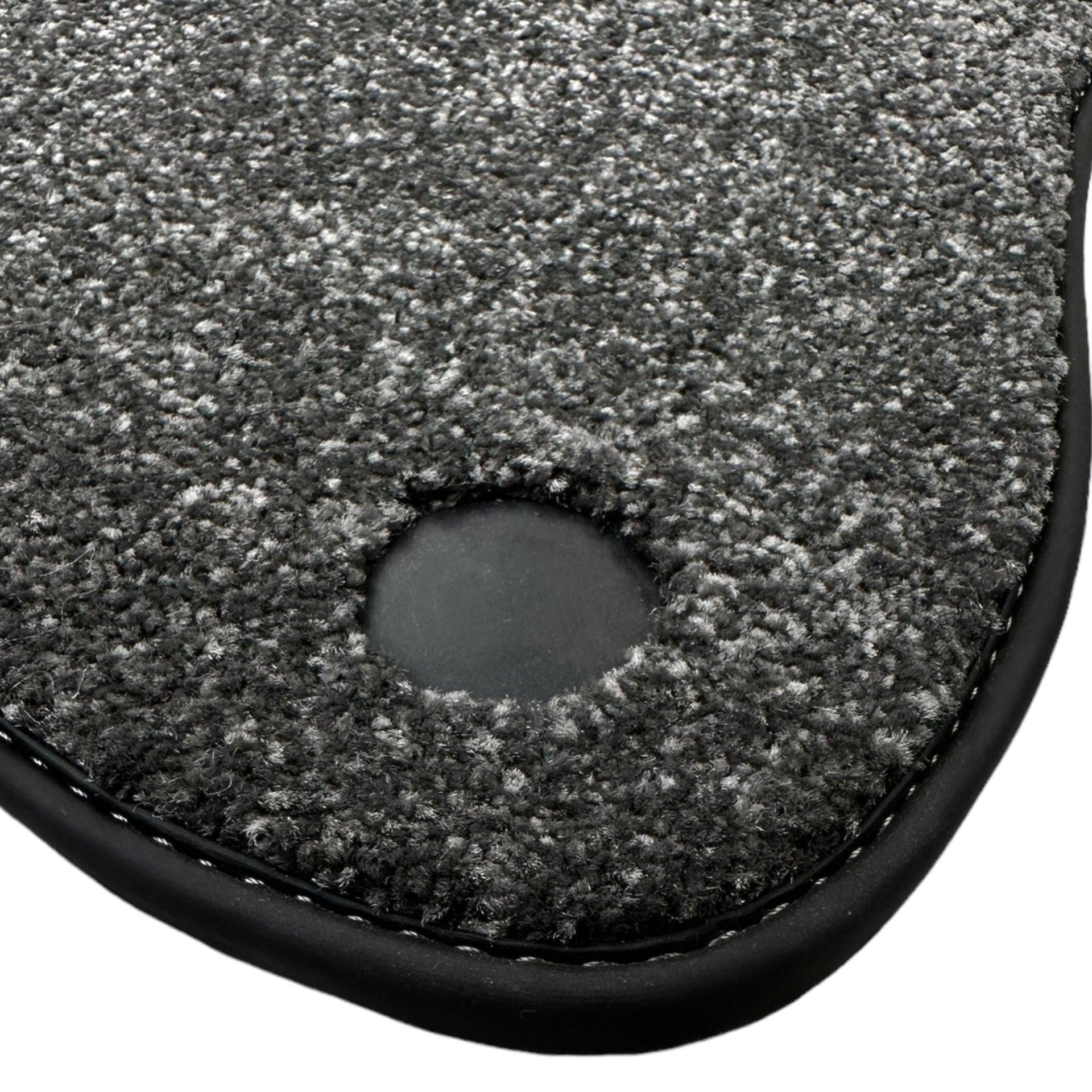 Gray Luxury Floor Mats For Mercedes Benz R-Class W251 (2005-2013) Short Wheelbase | ER56 Design - AutoWin
